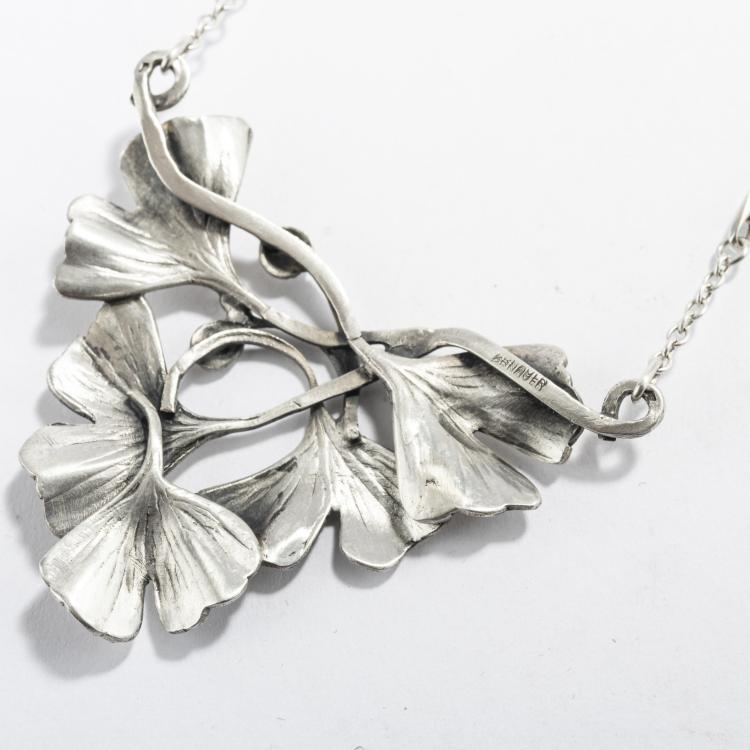 Bild 2 zu Objekt, Collier 'Gingko', um 1900, Edouard-Aim&eacute; Arnould, Arnould, Edouard Aim&eacute;, 168B 437