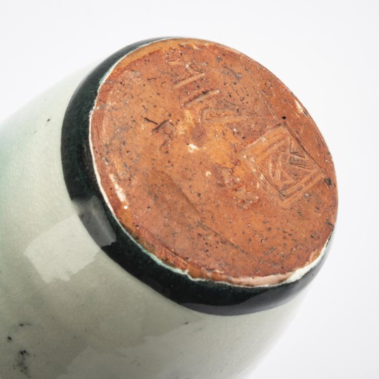 Bild 2 zu Objekt, Small vase 'Leaves', 1916, Max Laeuger, Laeuger, Max, Kandern, 168B 479