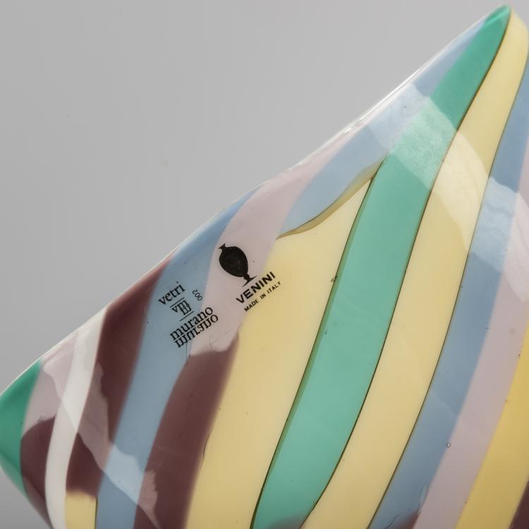 Bild 2 zu Objekt, Vase 'Klee', 1982, Laura Diaz de Santillana, Venini & C., Murano, 167C 694