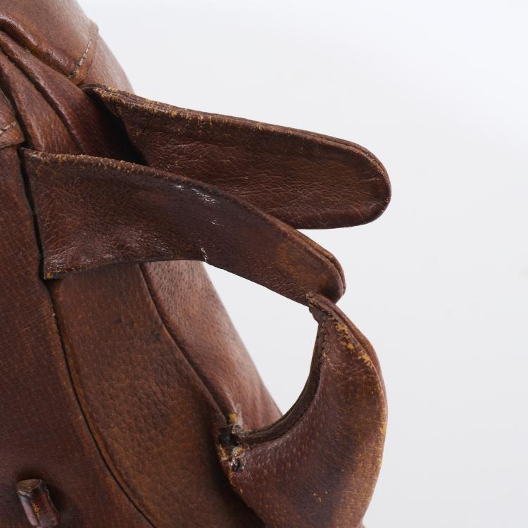 Bild 6 zu Objekt, 'Rhinoceros' foot stool, 1960s / 70s, Dimitri Omersa, Omersa & Co., Lincolnshire, 167B 534