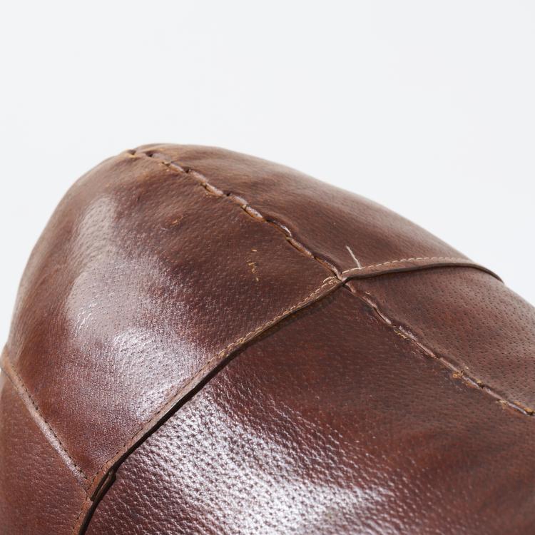 Bild 8 zu Objekt, 'Rhinoceros' foot stool, 1960s / 70s, Dimitri Omersa, Omersa & Co., Lincolnshire, 167B 534