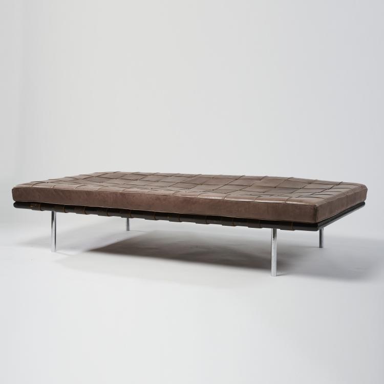 Hauptbild zu Objekt, 'Barcelona' daybed, 1929, Ludwig Mies van der Rohe, Knoll International, New York, 169C 452