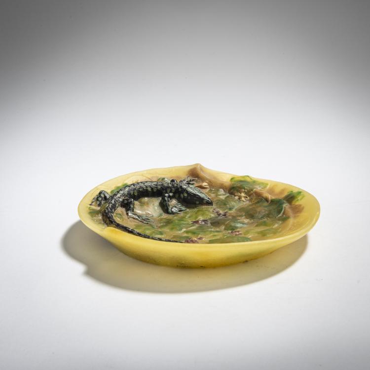 Bild 1 zu Objekt, 'Salamandre' visiting card tray, 1920s, Henri Berg&eacute;, Walter, Amalric, Nancy, 168A 249