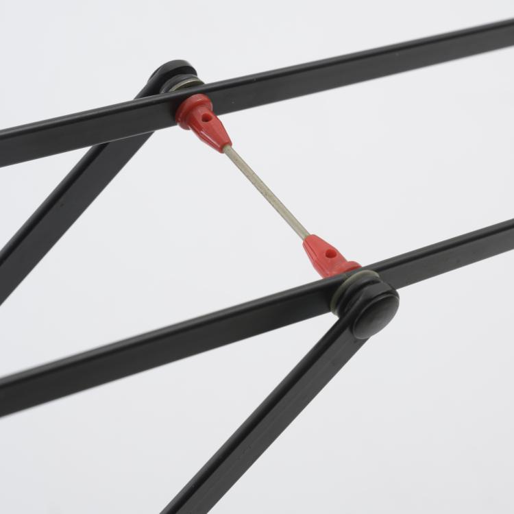 Bild 4 zu Objekt, Tischleuchte 'Tizio', 1972, Richard Sapper, Artemide, Mailand, 169C 712