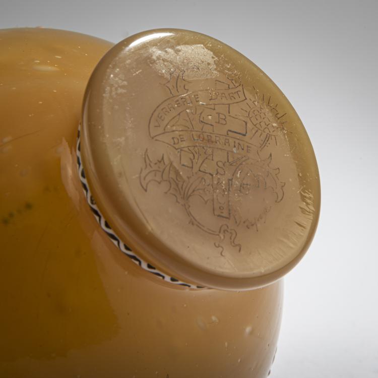 Bild 3 zu Objekt, Vase 'au jeux antiques', um 1900, Burgun, Schverer & Co., Meisenthal, Verrerie d'Art de Lorraine, 168A 14