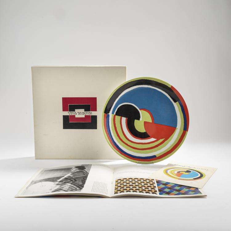 Hauptbild zu Objekt, Plate 'SIGNAL', around 1975, Sonia Delaunay-Terk, Limoges. Ed. Artcurial, 169E 961