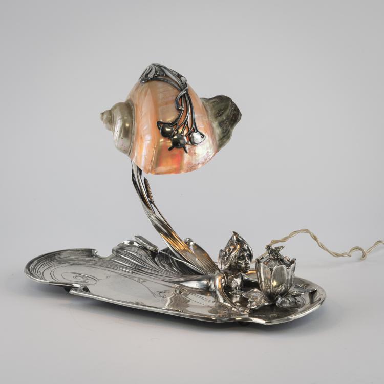 Hauptbild zu Objekt, 'Nautilus'-Tischleuchte mit Tintenzeug, um 1900, Hacker, Moritz, Wien, 168B 372