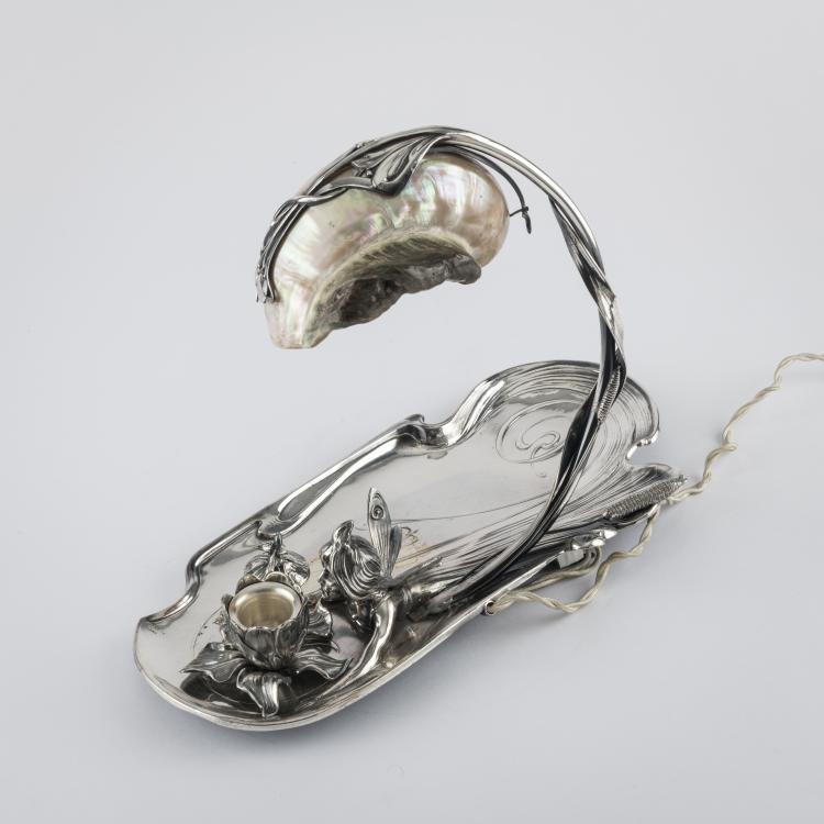 Bild 3 zu Objekt, 'Nautilus'-Tischleuchte mit Tintenzeug, um 1900, Hacker, Moritz, Wien, 168B 372