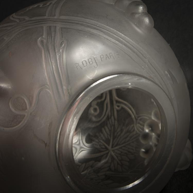 Bild 2 zu Objekt, Br&ucirc;le parfum 'Raisins' for Robj, Paris, 1921, Ren&eacute; Lalique, Robj, Paris: Lalique, Wingen-sur-Moder, 168A 168