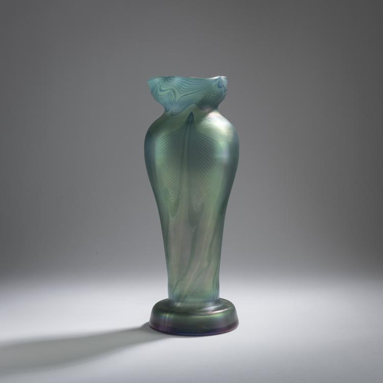 Hauptbild zu Objekt, 'Pfauenfeder'-Vase, 1899/1900, Karl Schmoll von Eisenwerth, Poschinger, Ferdinand von, Buchenau, 168A 300