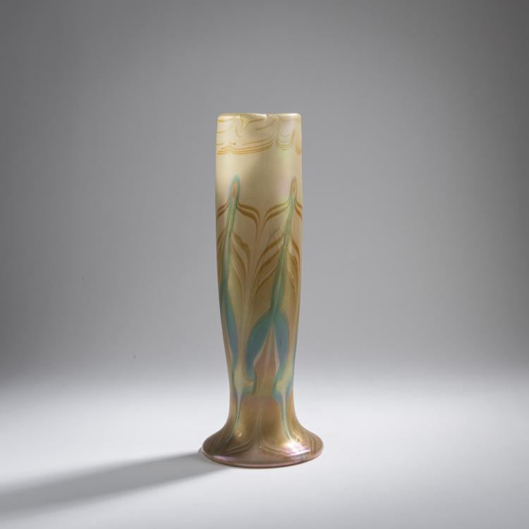 Hauptbild zu Objekt, Tall 'Peacock Feather' vase, c. 1900, Poschinger, Ferdinand von, Buchenau, 168A 304
