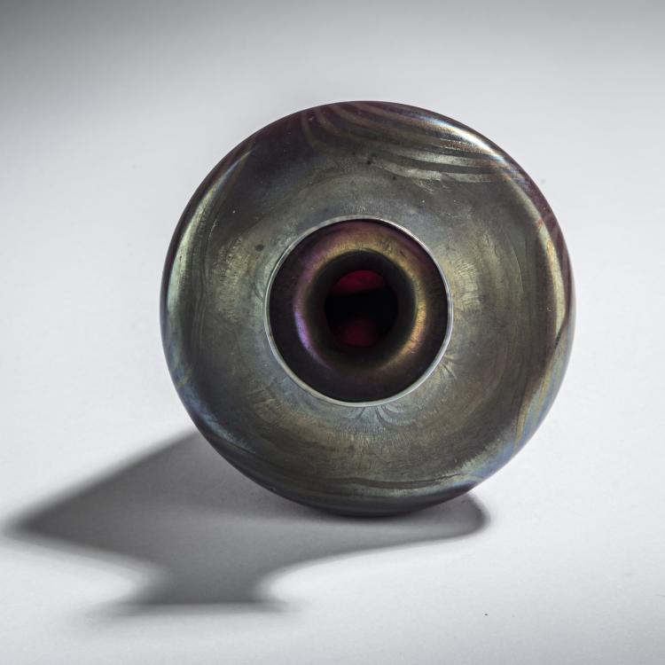 Bild 2 zu Objekt, Small 'Peacock Feather' vase, c. 1900, Karl Schmoll von Eisenwerth, Poschinger, Ferdinand von, Buchenau, 168A 307