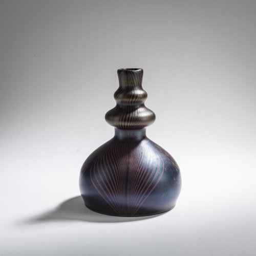 Kleine 'Pfauenfeder'-Vase, um 1900