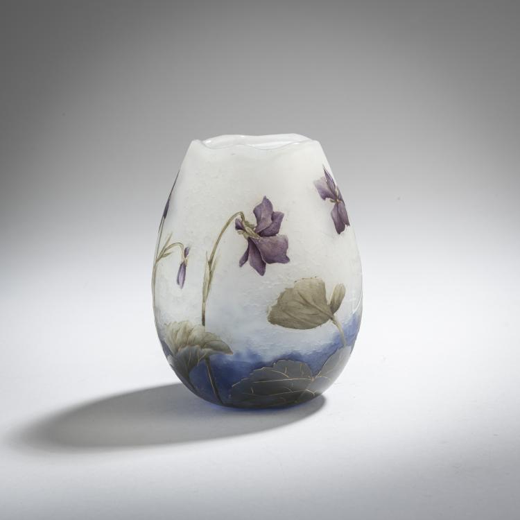 Bild 3 zu Objekt, Small 'Violettes' vase, c. 1910, Daum Fr&egrave;res, Nancy, 168A 66