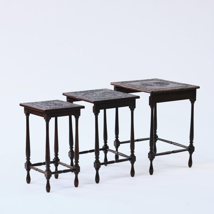 Bild 1 zu Objekt, Drei Satztische 'El Inca', 1950er Jahre, Angel Pazmino, Meubles de Estilo, Ecuador, 169C 586