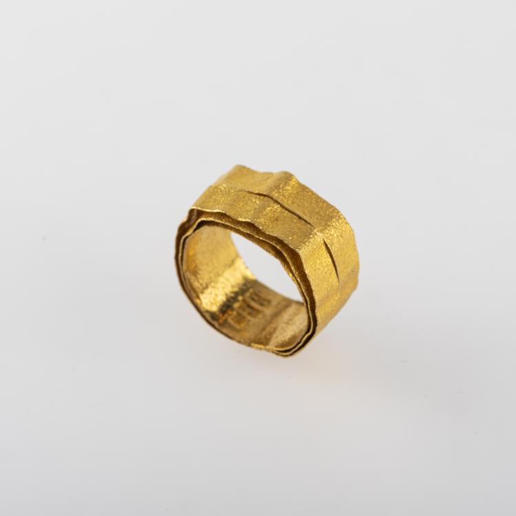 Hauptbild zu Objekt, Ring 'Crinkled paper', c. 1990, Yasuki Hiramatsu, 169D 823