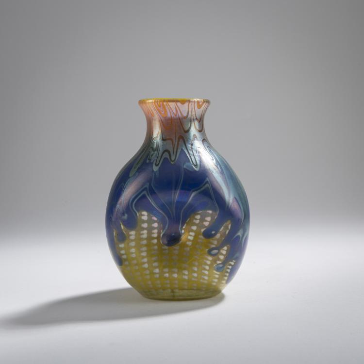 Bild 1 zu Objekt, 'Paris World Fair' vase, 1900, Franz Hofst&ouml;tter, L&ouml;tz Wwe., Klosterm&uuml;hle, 168A 279