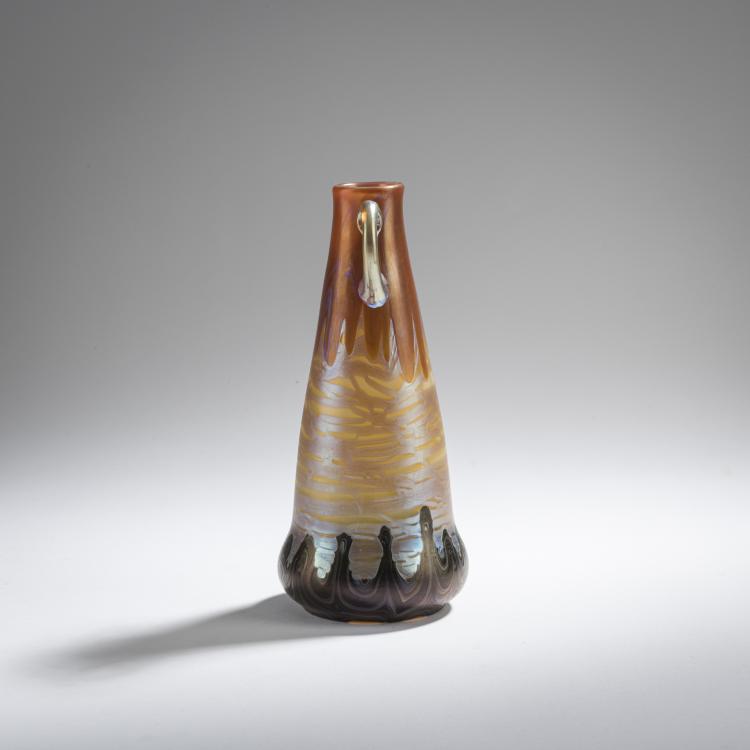 Bild 1 zu Objekt, Ph&auml;nomen-Henkelvase f&uuml;r E. Bakalowits S&ouml;hne, 1902, Franz Hofst&ouml;tter (zugeschrieben), L&ouml;tz Wwe., Klosterm&uuml;hle, 168A 280