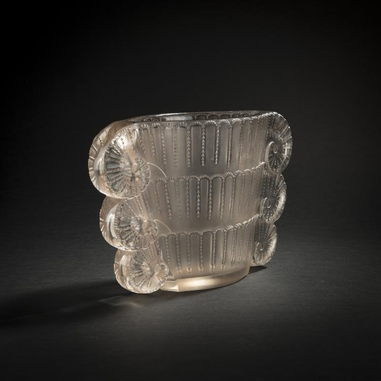 Bild 1 zu Objekt, Vase 'Jaffa', 1937, Ren&eacute; Lalique, Lalique, Wingen-sur-Moder, 168A 199