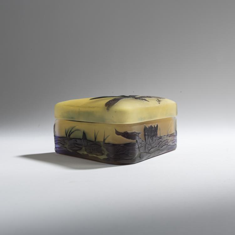 Bild 4 zu Objekt, 'N&eacute;nuphars et Libellule' box and cover, 1908-20, Gall&eacute;, Nancy, 168A 144