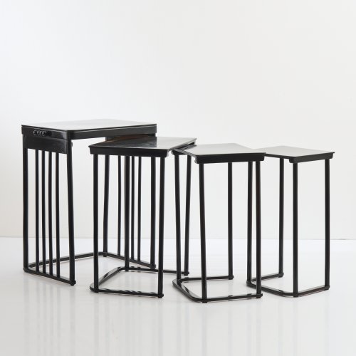 4 nesting tables '986', c. 1905