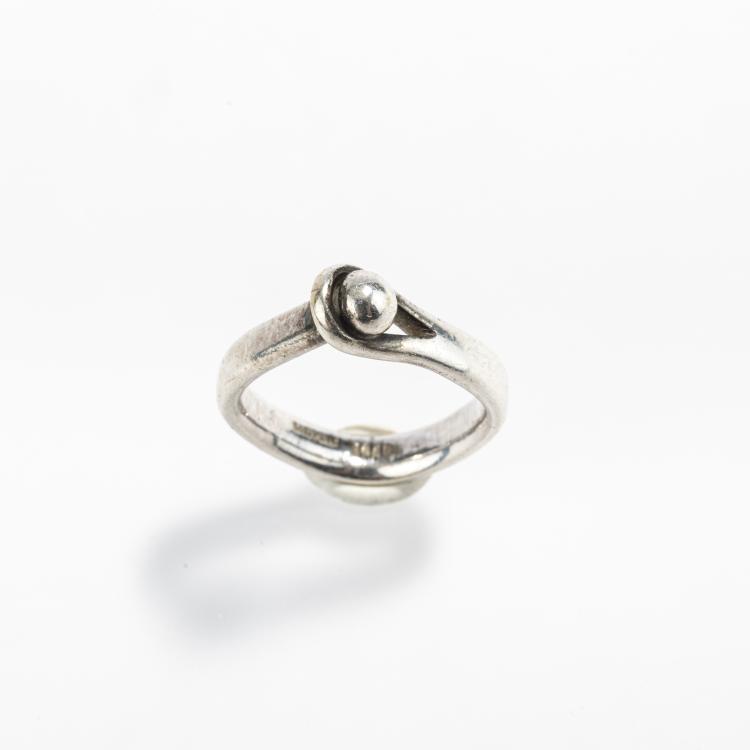 Bild 1 zu Objekt, Ring, 1960s, Torun Vivianna B&uuml;low-H&uuml;be, 169D 794