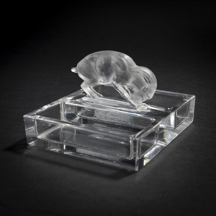 Hauptbild zu Objekt, Ashtray 'Ch&egrave;vre', 1936, Ren&eacute; Lalique, Lalique, Ren&eacute;, Wingen-sur-Moder, 168A 198