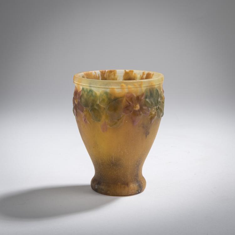 Bild 1 zu Objekt, 'Couronne de Fleurs' Vase, 1921, Henri Berg&eacute;, Walter, Amalric, Nancy, 168A 250