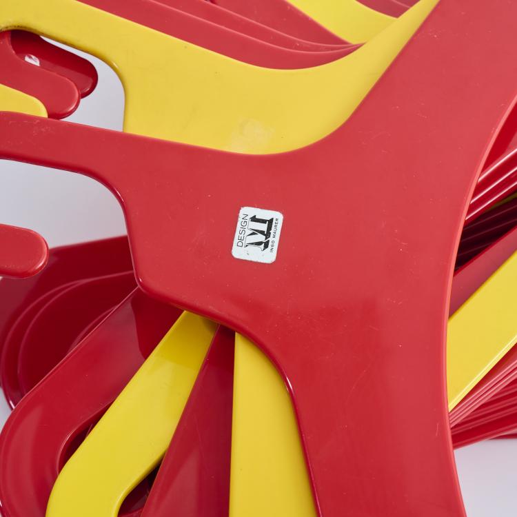 Bild 2 zu Objekt, 26 hangers '1' and '2', 1970, Ingo Maurer, Design M, Maurer, Ingo, M&uuml;nchen, 169A 24