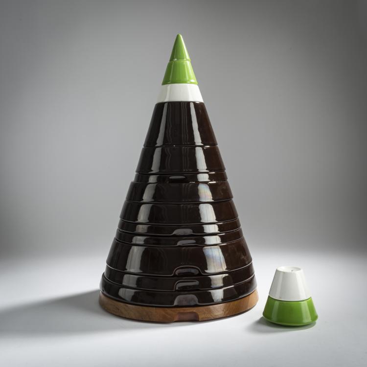Hauptbild zu Objekt, 16-piece Stacking / picnic dishes 'Cono', 1969, Pierre Cardin, Pozzi, Franco, Gallarate, 169B 272