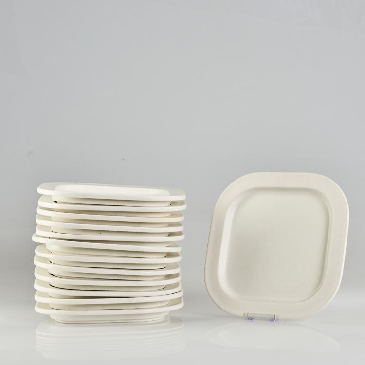 Bild 3 zu Objekt, 49-piece Dining set, c. 1975, Makio Hasuike, Ravelli, Laveno; Arnolfo di Cambio, Colle di Val d'Elsa (Vertrieb), 169B 337