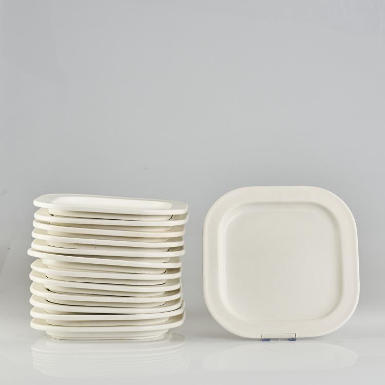 Bild 4 zu Objekt, 49-piece Dining set, c. 1975, Makio Hasuike, Ravelli, Laveno; Arnolfo di Cambio, Colle di Val d'Elsa (Vertrieb), 169B 337