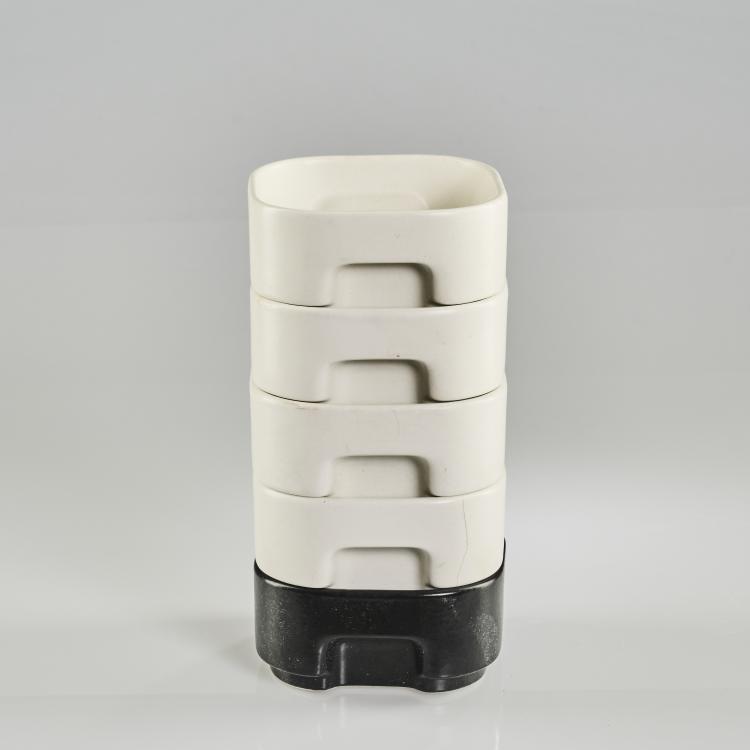 Bild 7 zu Objekt, 49-piece Dining set, c. 1975, Makio Hasuike, Ravelli, Laveno; Arnolfo di Cambio, Colle di Val d'Elsa (Vertrieb), 169B 337