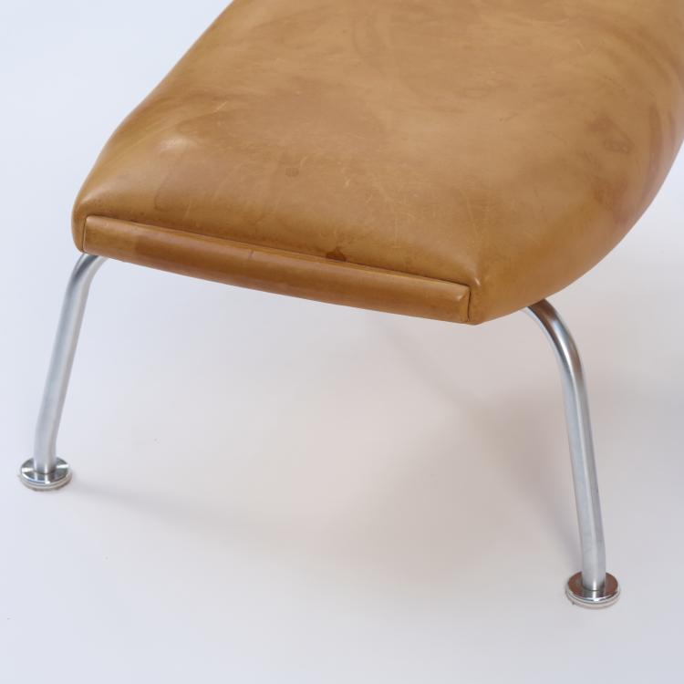 Bild 10 zu Objekt, Armlehnsessel 'Ox chair' mit Ottoman, 1960, Hans J. Wegner, J&oslash;rgensen, Erik, M&oslash;belfabik A/S, Svendborg, 169A 159