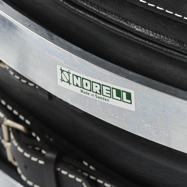 Bild 4 zu Objekt, 'Ari' lounge chair with ottoman, 1966, Arne Norell, Norell M&ouml;bler, Aneby, 169A 164