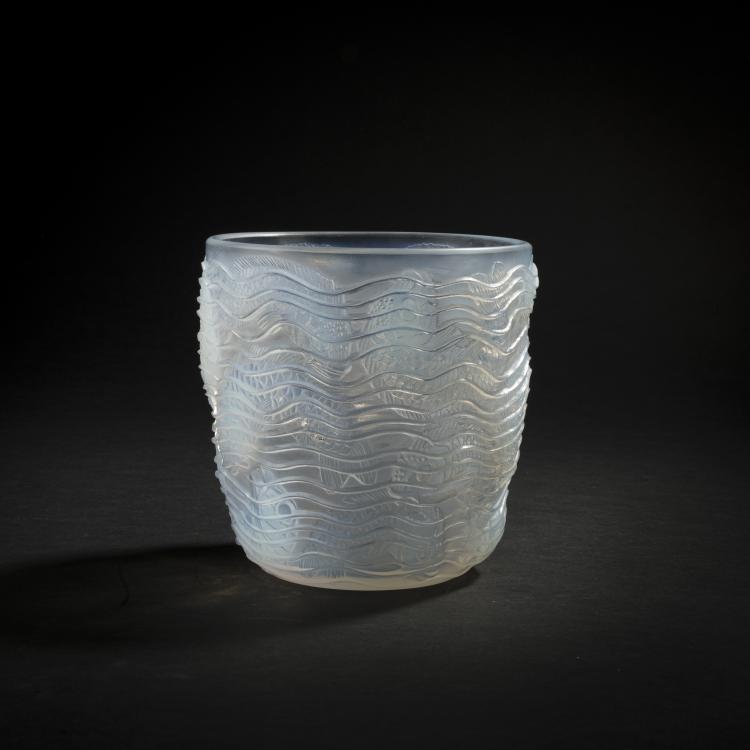 Bild 1 zu Objekt, Vase 'Dauphins', 1932, Ren&eacute; Lalique, Lalique, Wingen-sur-Moder, 168A 200