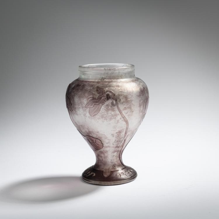 Bild 3 zu Objekt, Goblet 'Violettes, Papillon', c. 1894, Daum Fr&egrave;res, Nancy, 168A 33