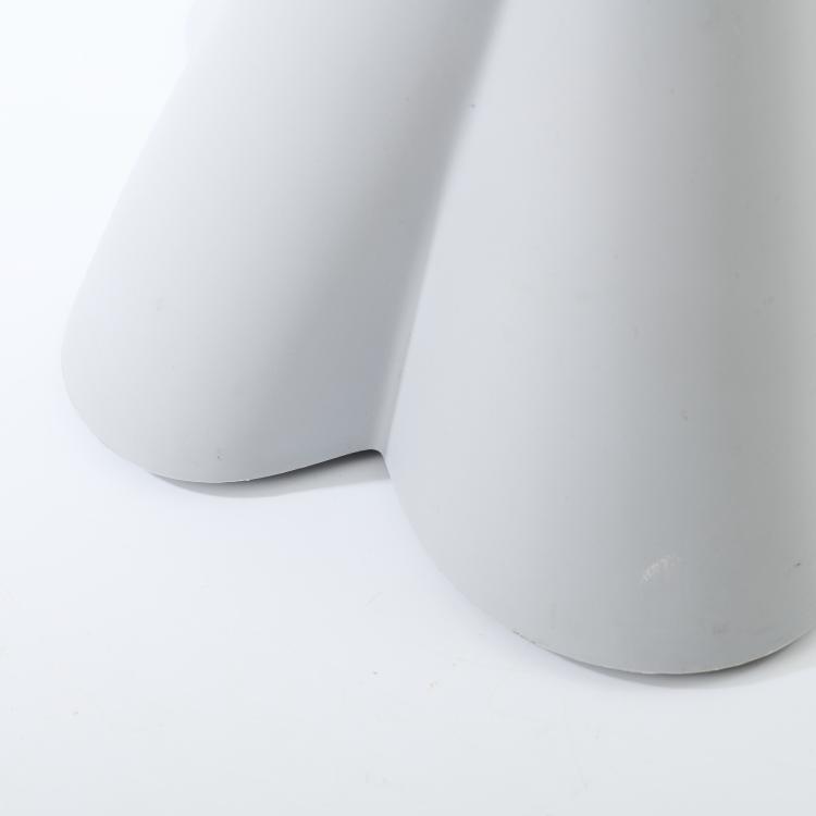 Bild 3 zu Objekt, Drehhocker, 1980er Jahre, Philippe Starck, Presence, Paris; L&rsquo;Or&eacute;al, Paris, 169A 133