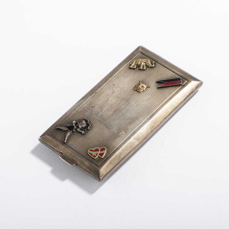 Bild 1 zu Objekt, Cigarette case with lucky charms, c. 1934, Polen, 172E 737