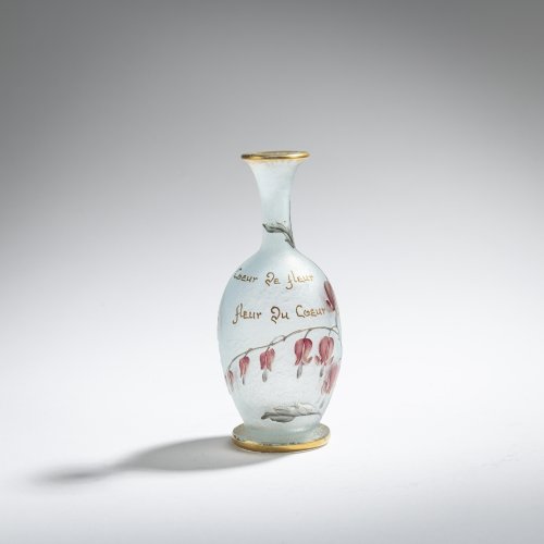 Miniature vase 'Coeur de Jeanette', c. 1910