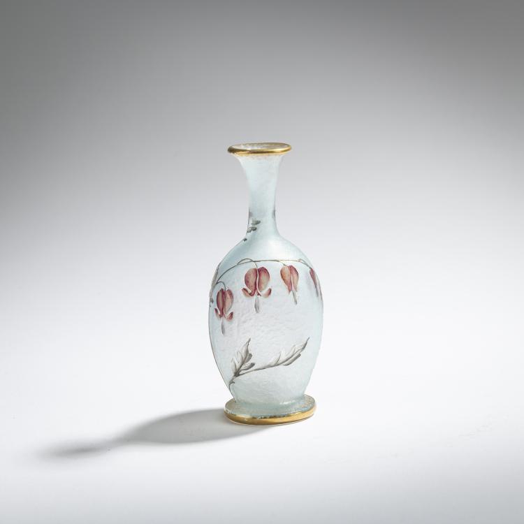 Bild 1 zu Objekt, Miniature vase 'Coeur de Jeanette', c. 1910, Daum Fr&egrave;res, Nancy, 168A 69