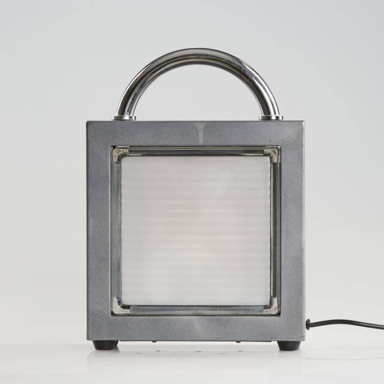 Bild 3 zu Objekt, 'Valigetta' table light, 1988, Matteo Thun, Bieffeplast, Padua, 169B 384