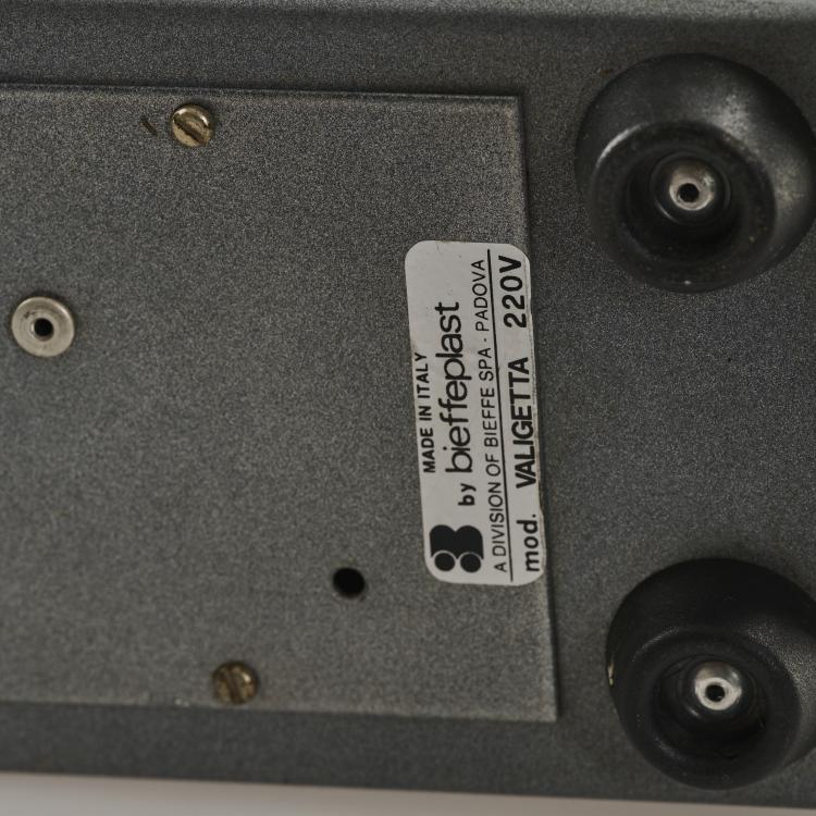 Bild 5 zu Objekt, 'Valigetta' table light, 1988, Matteo Thun, Bieffeplast, Padua, 169B 384