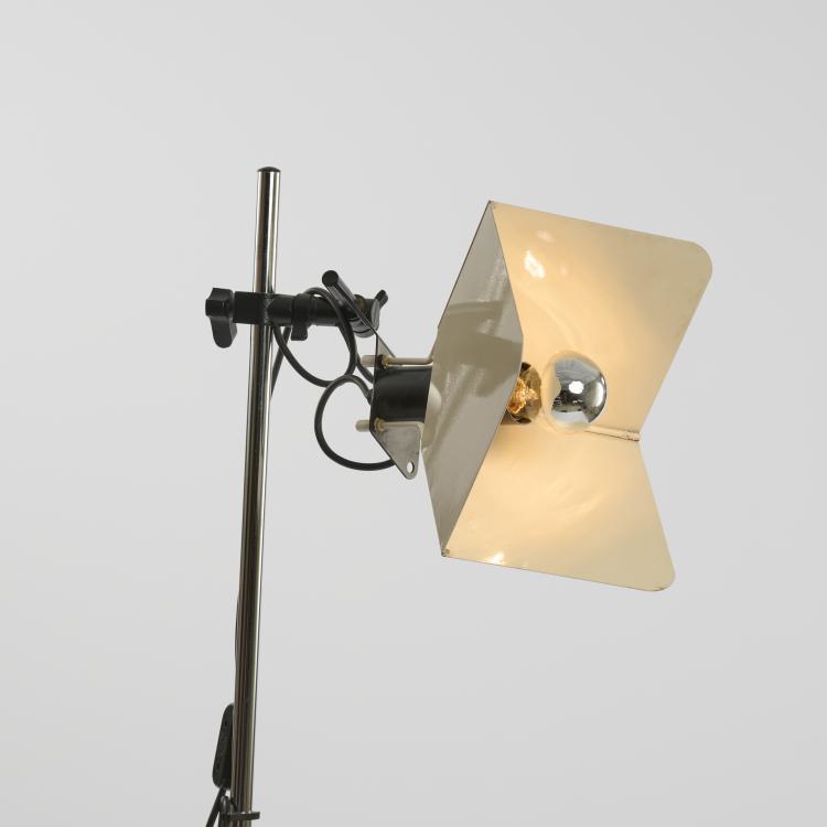 Bild 4 zu Objekt, 'Triedro' floor lamp, 1971, Joe Colombo, Stilnovo, Mailand, 169B 309