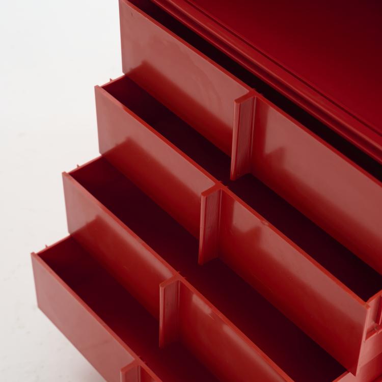 Bild 3 zu Objekt, Small cabinet on wheels from the 'Square Plastic System', c. 1969, Joe Colombo, Elco, Scorz&egrave;, 169B 274