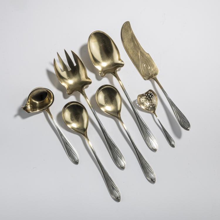 Hauptbild zu Objekt, Seven '3001' serving pieces, 1901/02, Hans Christiansen, Bruckmann & S&ouml;hne, Heilbronn, 168B 417