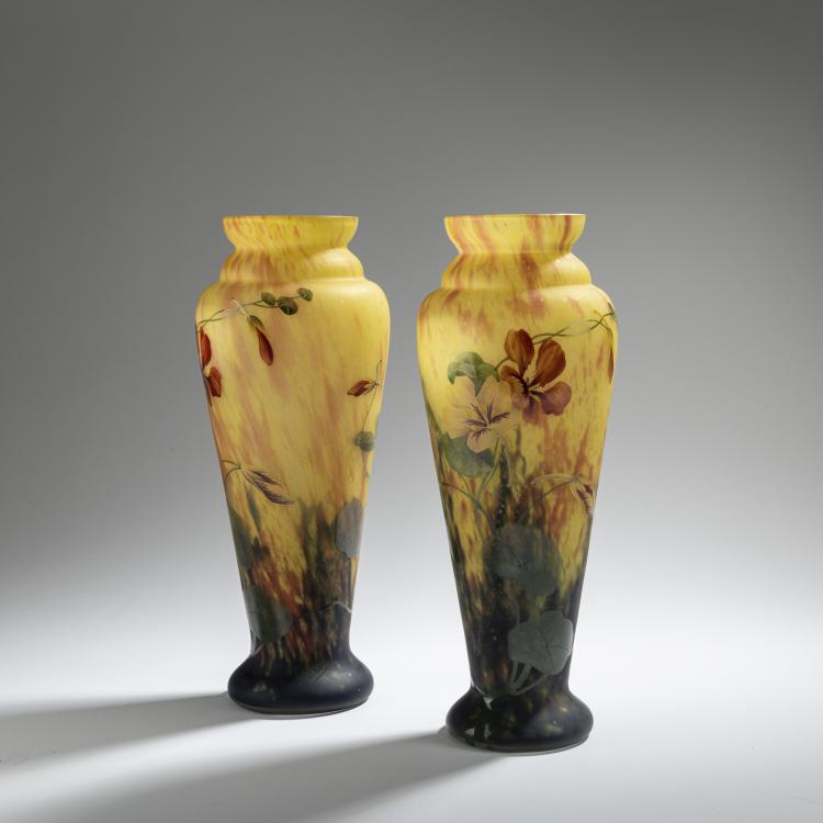 Bild 1 zu Objekt, Two 'Capucines' vases, c. 1926, Verrerie de Belle-Etoile; Daum et Cie., Croismare, 168A 248