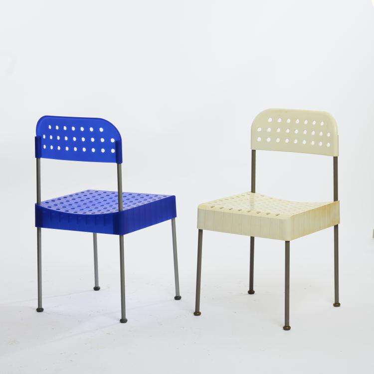 Bild 1 zu Objekt, Two 'Box' chairs, 1971, Enzo Mari, Anonima Castelli, Bologna/Driade Aleph, Mailand, 169B 299