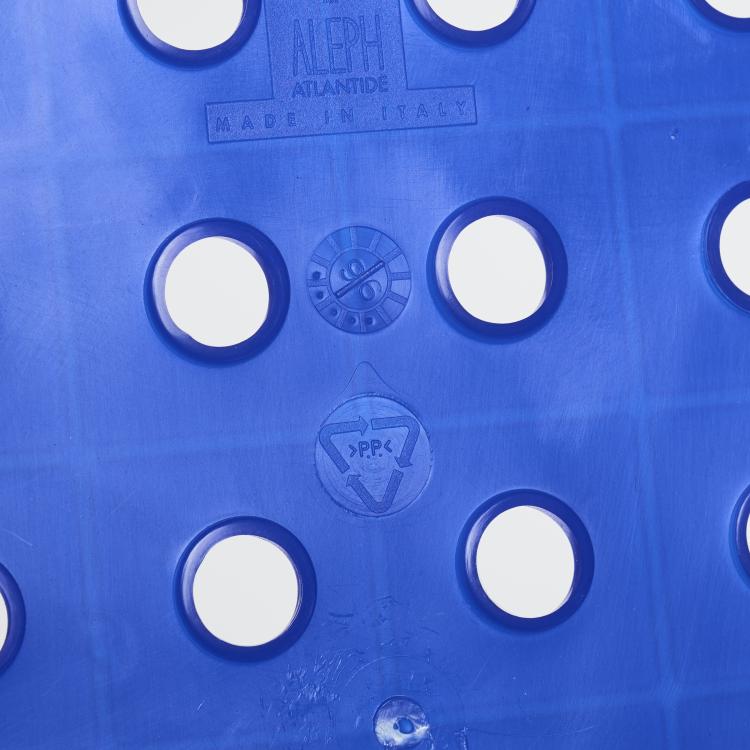 Bild 3 zu Objekt, Two 'Box' chairs, 1971, Enzo Mari, Anonima Castelli, Bologna/Driade Aleph, Mailand, 169B 299