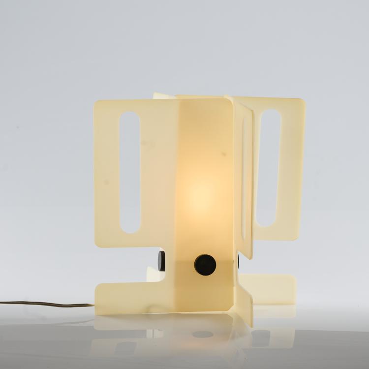 Bild 3 zu Objekt, Vier Tischleuchten 'Nove', 1980er Jahre, Italien, 169B 371